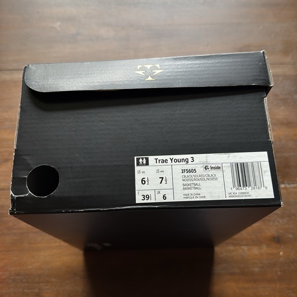 Sz 6.5 (wmn 7.5) Adidas Trae Young 3 Solar Red Black Basketball sneakers shoes - Picture 3 of 16